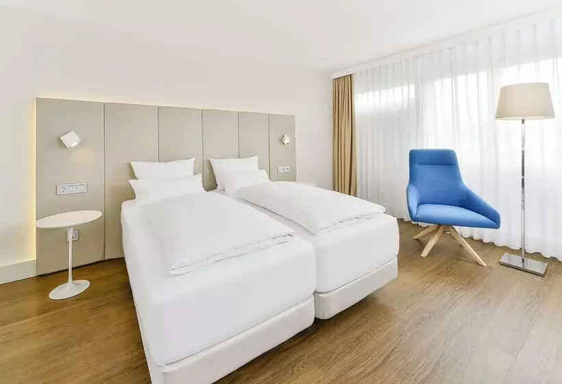 Hotelli NH Erlangen
