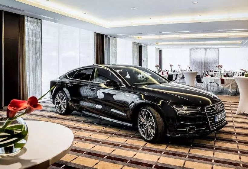 فندق Occidental Dresden Newa