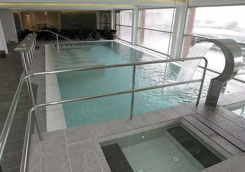 فندق Griffen Spa