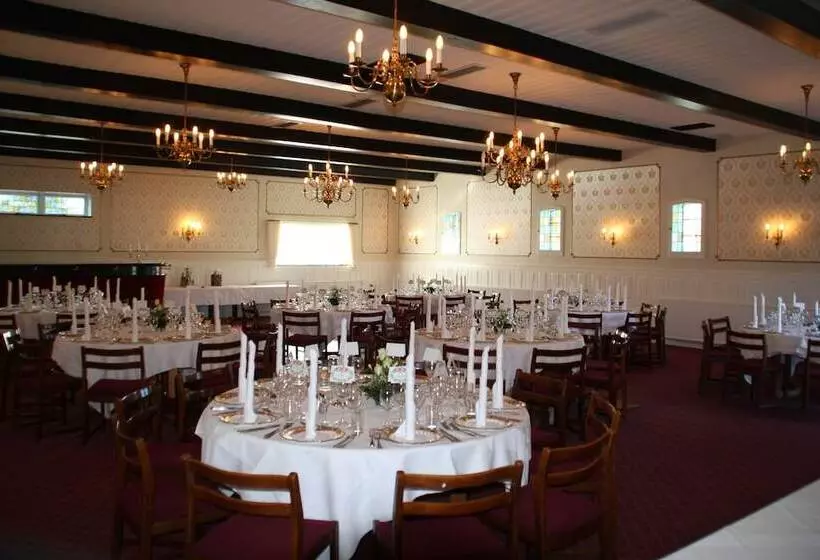 호텔 Slukefter Kro