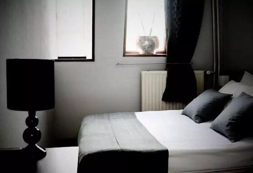 호텔 Slukefter Kro