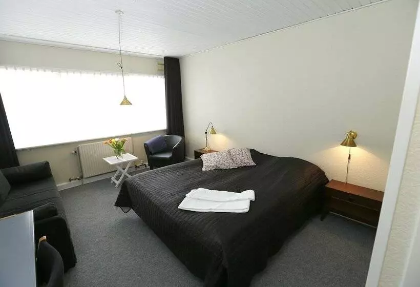 호텔 Slukefter Kro