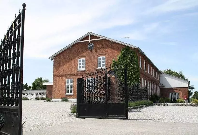 호텔 Slukefter Kro