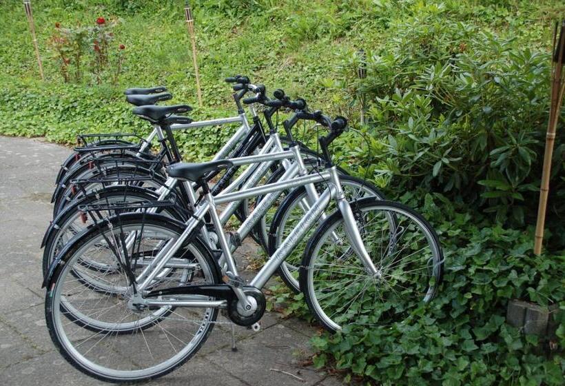 מוטל Gjerrild Kro