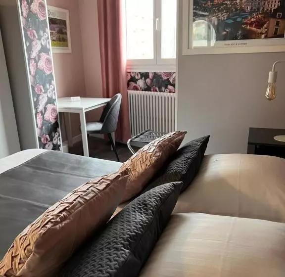 فندق Alpes Cevennes