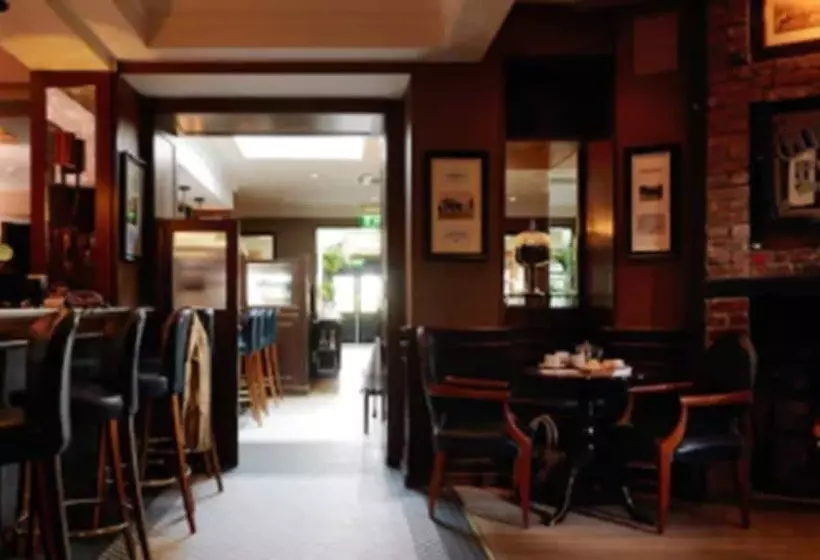 Ballygarry Estate Hotel & Spa