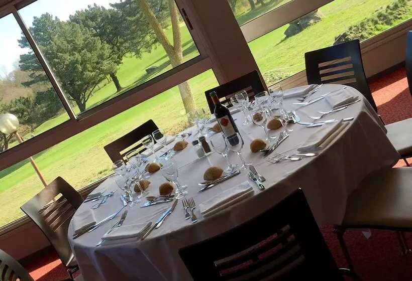 Brit Hotel Golfhotel Saint Samson