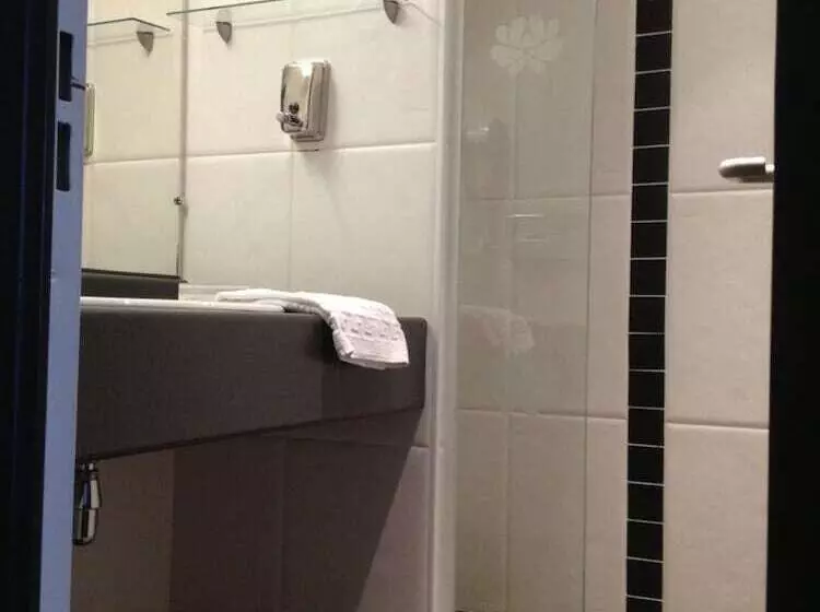 Brit Hotel Golfhotel Saint Samson