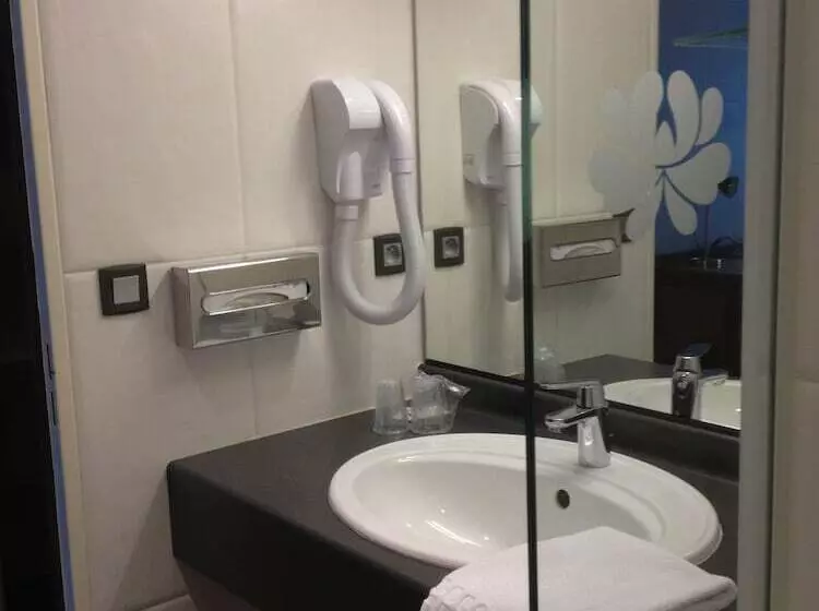 Brit Hotel Golfhotel Saint Samson