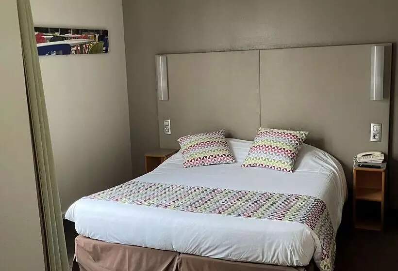 ホテル Campanile Paris 14 Maine Montparnasse