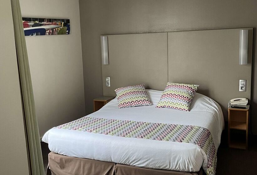 هتل Campanile Paris 14 Maine Montparnasse