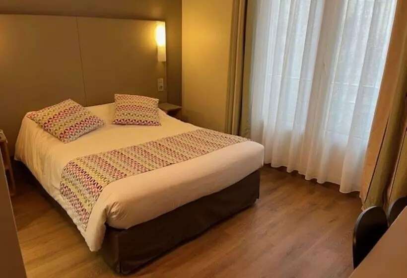 ホテル Campanile Paris 14 Maine Montparnasse