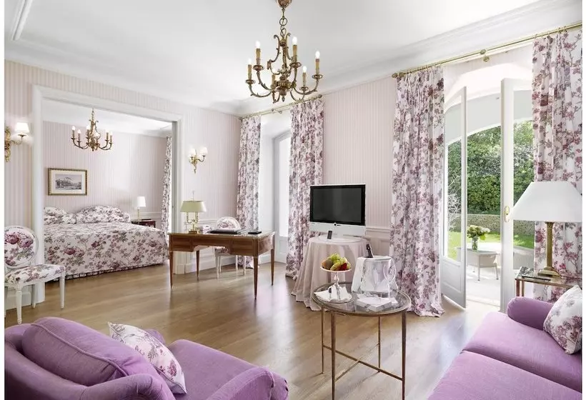 בית מלון כפרי Du Cap Eden Roc