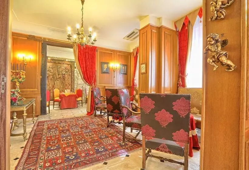 هتل Grand Hôtel Dechampaigne