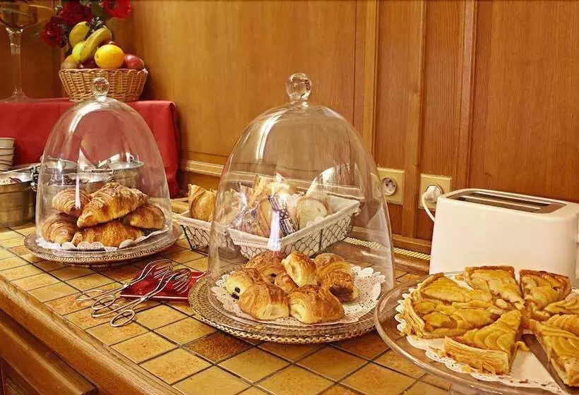 هتل Grand Hôtel Dechampaigne