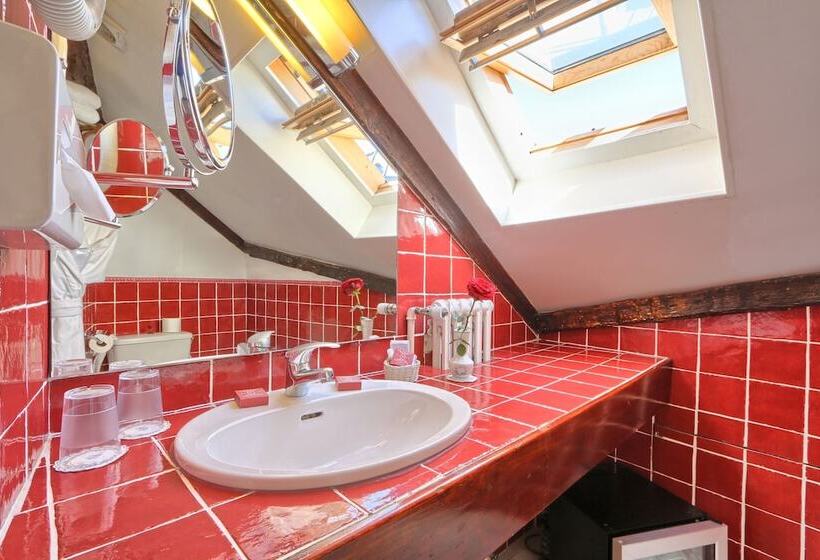 هتل Grand Hôtel Dechampaigne