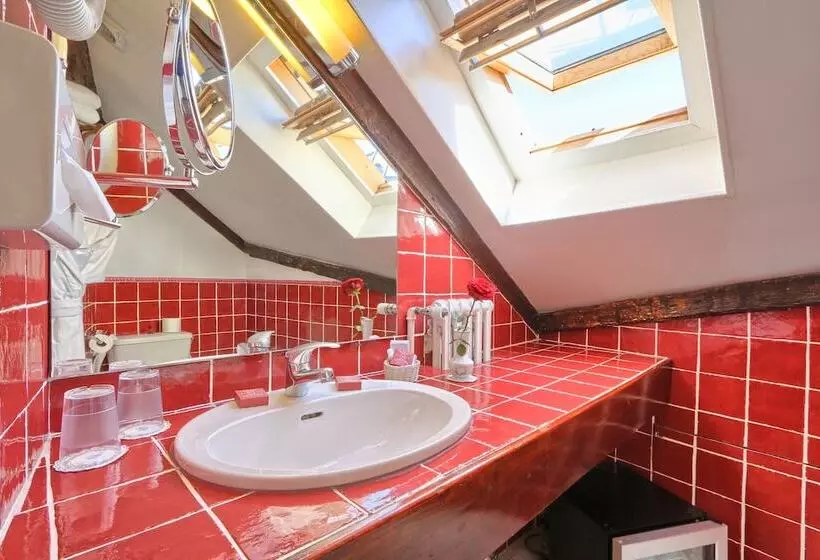 هتل Grand Hôtel Dechampaigne