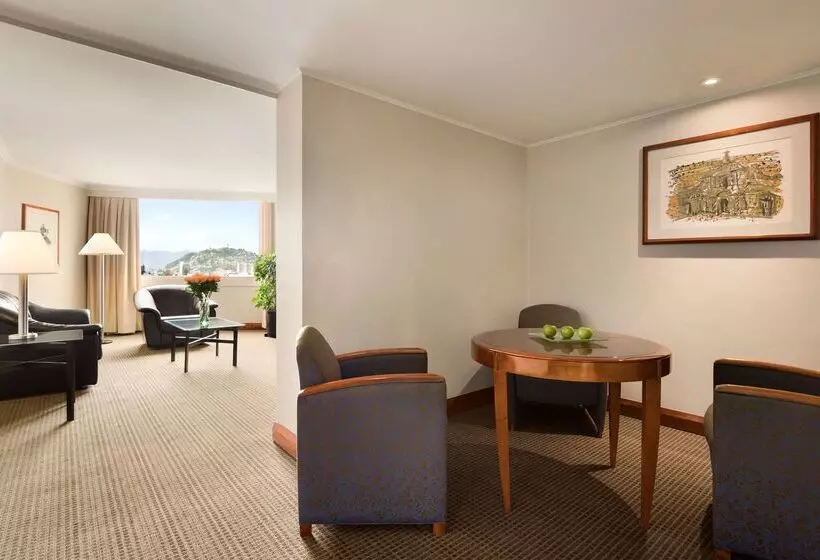 酒店 Hilton Colon Quito