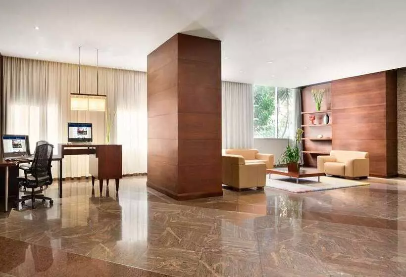 酒店 Hilton Colon Quito