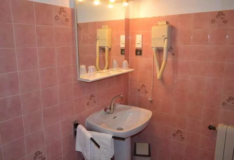 호텔 Hôtel Aïtone