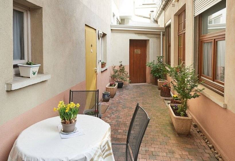 هتل Hôtel De L Ill