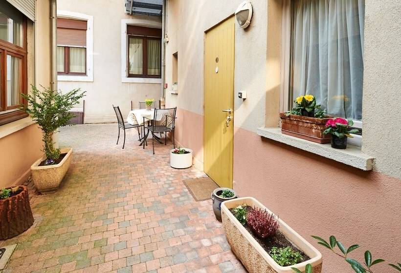 هتل Hôtel De L Ill