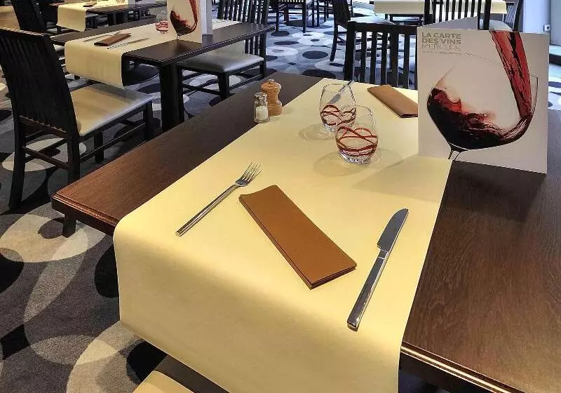 فندق Hôtel Mercure Rouen Valdereuil