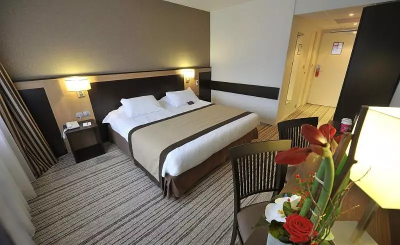 فندق Hôtel Mercure Rouen Valdereuil
