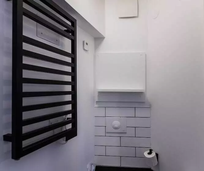 בית מלון כפרי Ibis Pau Centre