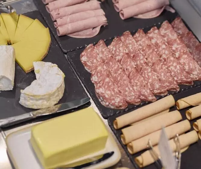 فندق Ibis Styles Paris Poissy