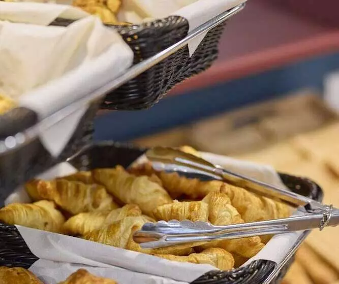 فندق Ibis Styles Paris Poissy