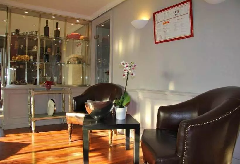 Hotel L Auberge Du Cochon D Or