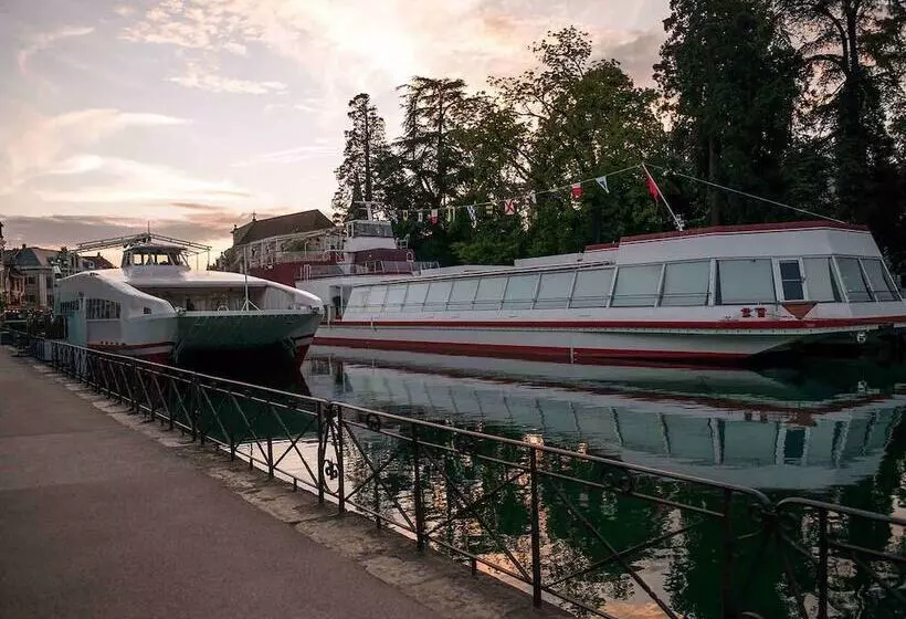 ホテル Mercure Annecy Centre