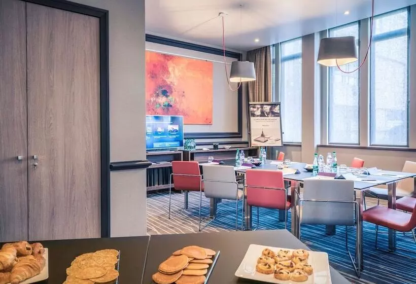 בית מלון כפרי Mercure Mulhouse Centre