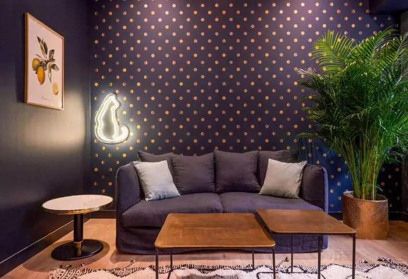 هتل Mercure Nantes Centre Passage Pommeraye