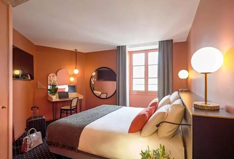 هتل Mercure Nantes Centre Passage Pommeraye