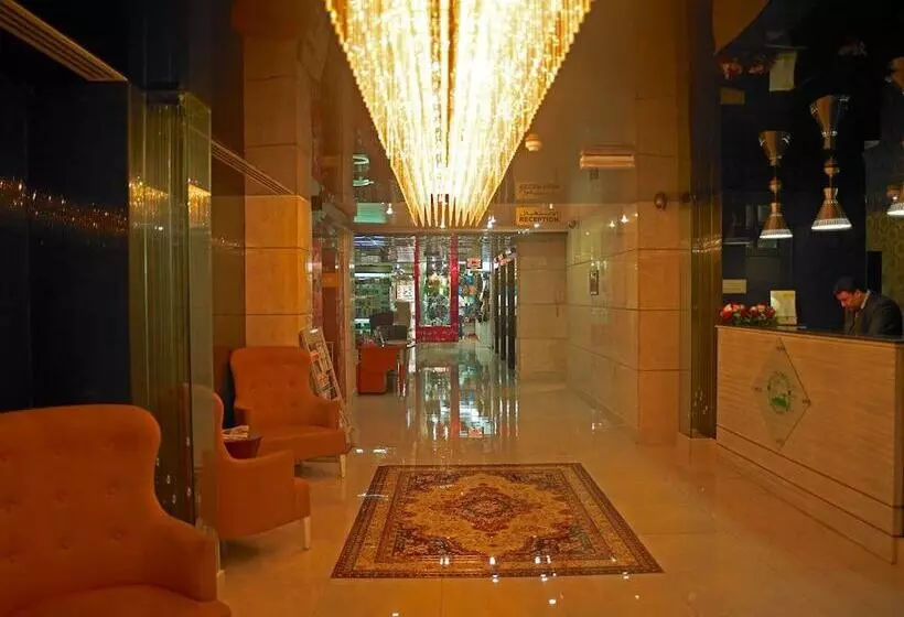 Отель Phoenicia Grand