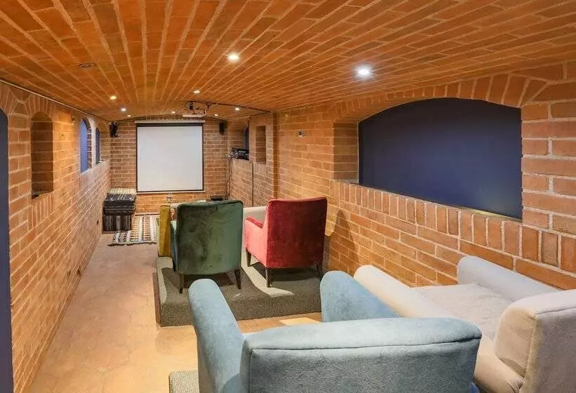 Отель Socialtel Cuenca Formerly Selina Cuenca