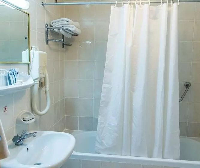 ホテル Sharjah Carlton