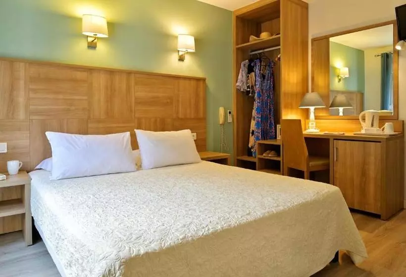 ホテル Beau Rivage