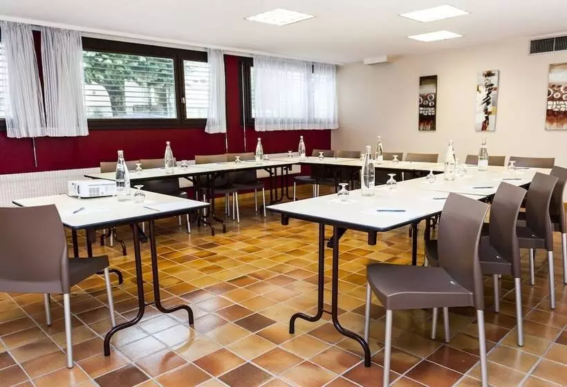 Brit Hotel Cahors   Le France