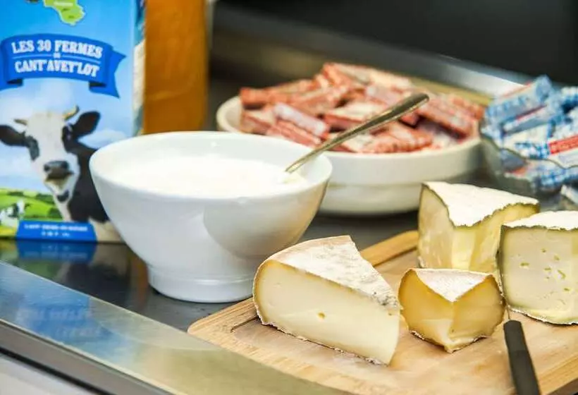 Brit Hotel Cahors   Le France