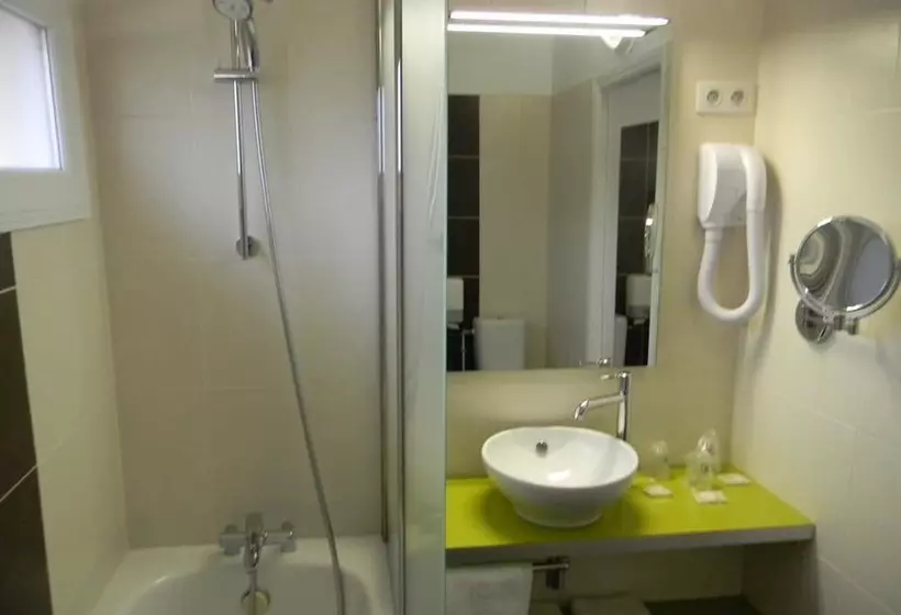 Brit Hotel Cahors   Le France