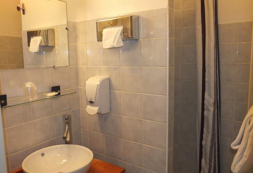 فندق Cecil Metz Gare