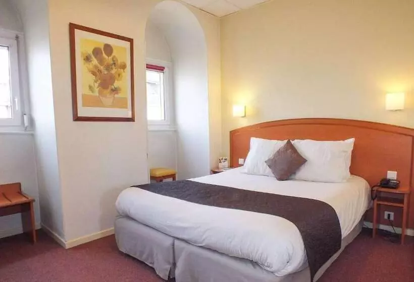 Отель Cecil Metz Gare