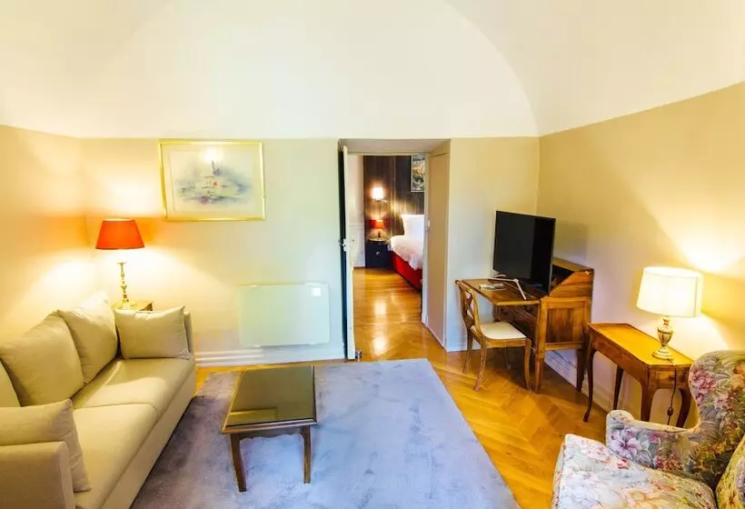 Отель Chateau D Ige