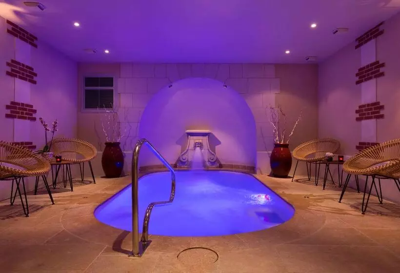 هتل Château De Beaulieu Et Magnolia Spa, The Originals Relais