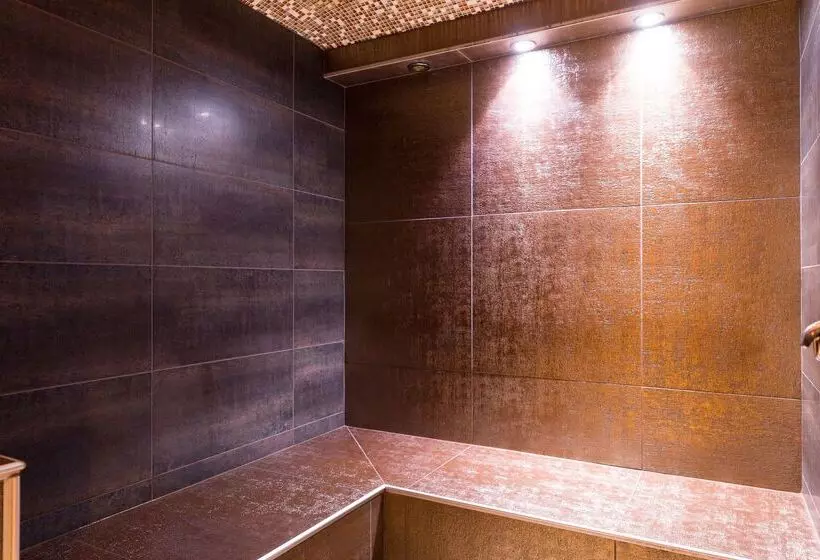 هتل Château De Beaulieu Et Magnolia Spa, The Originals Relais