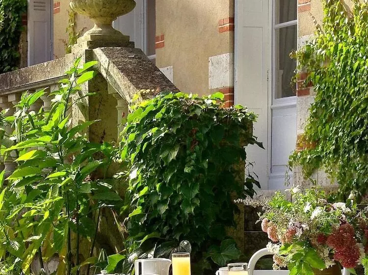 هتل Château Des Tertres