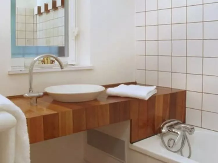 هتل Château Des Tertres